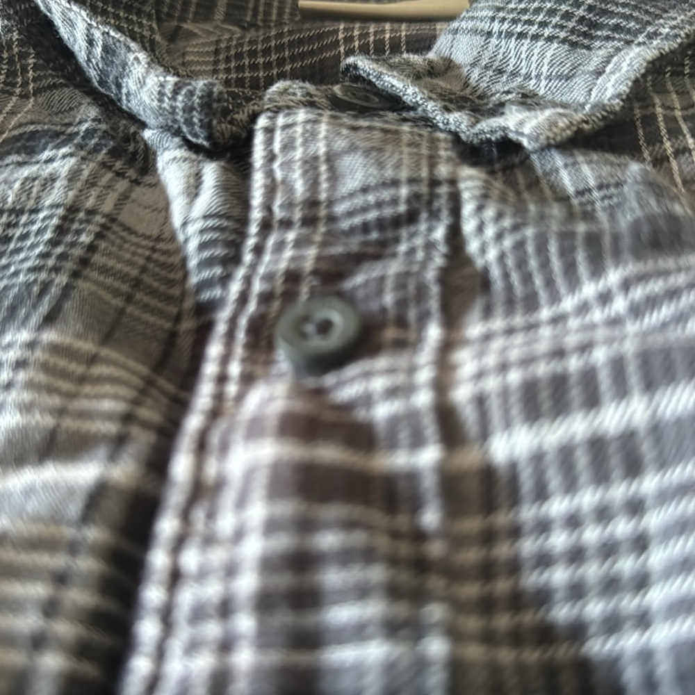 Men’s vans button up! - Picture 3 of 4